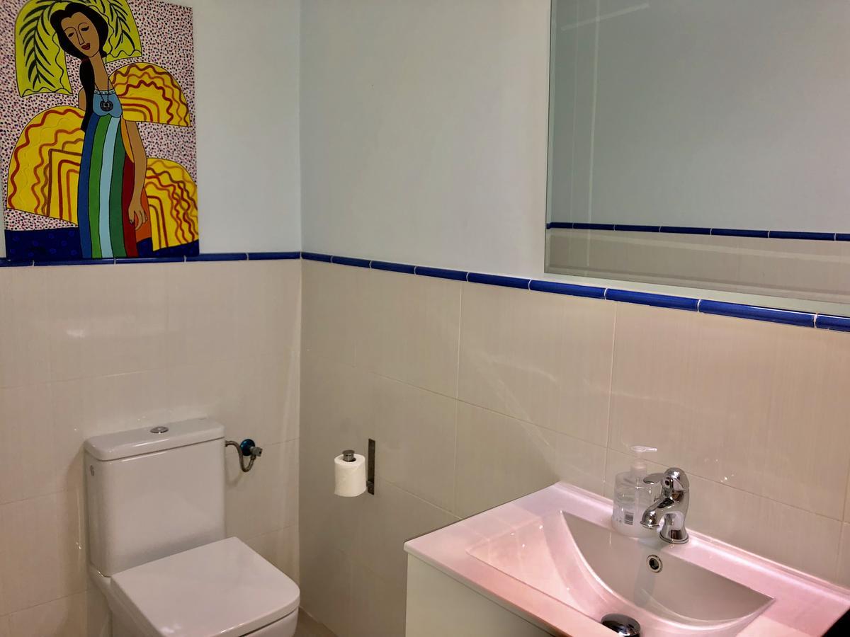 Hostal Arriaza Madrid Buitenkant foto