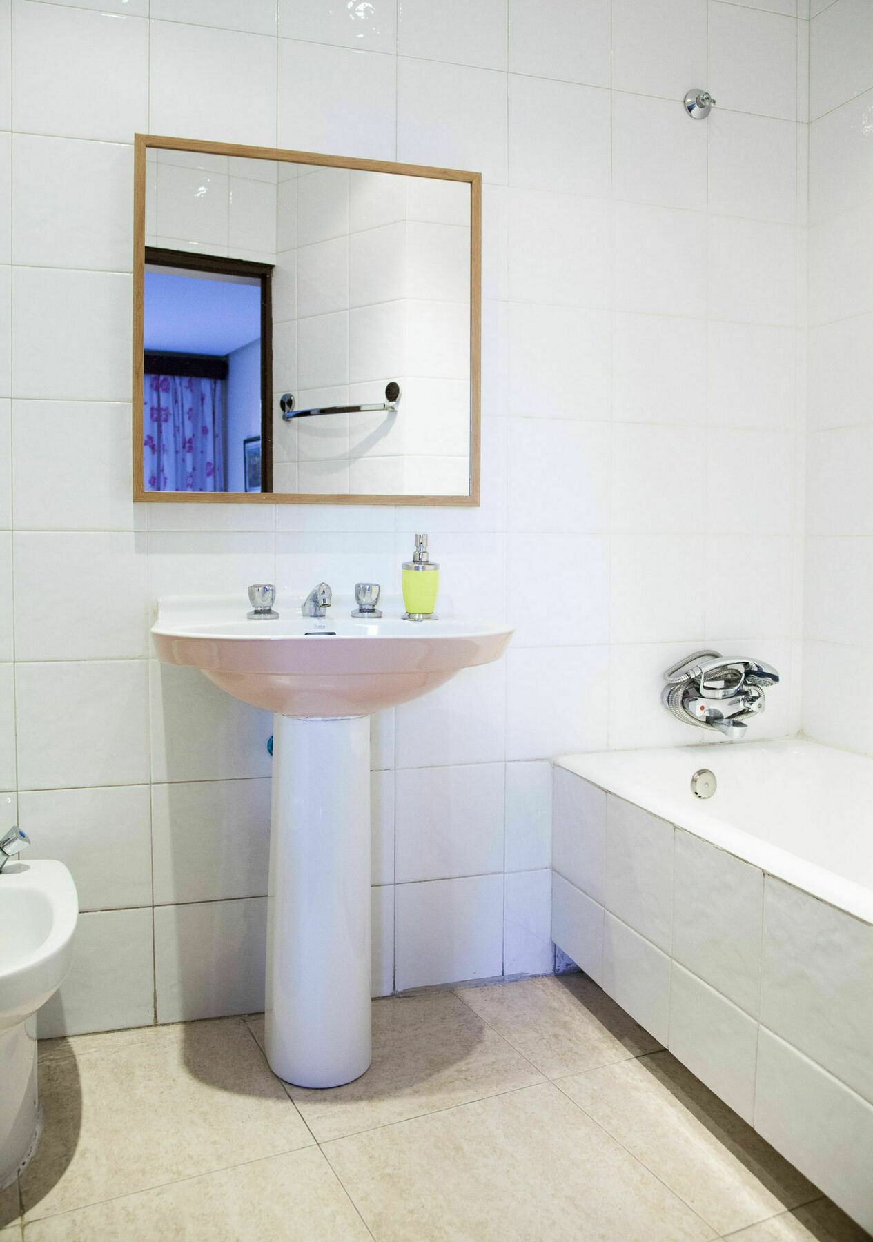Hostal Arriaza Madrid Buitenkant foto